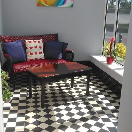 King Thomond Szálloda 3*